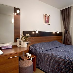 Hotel Forum - Free Parking